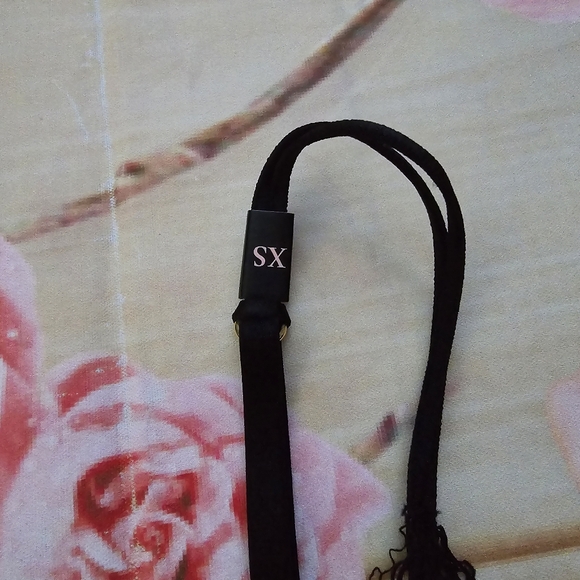 NEW! Victoria's Secret black lace bralette - Picture 7 of 8